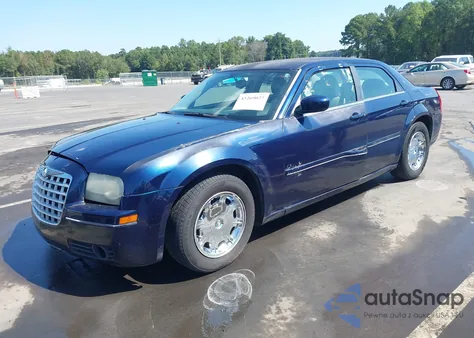 2005 Chrysler 300 Touring из США, поврежденный, VIN 2C3AA53G15H163500